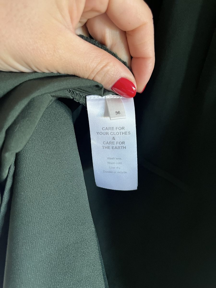 Vestiti: Khakifarbenes Kleid, Grösse 36, about you – Usato da Sursee venduto da abcdxyz 5