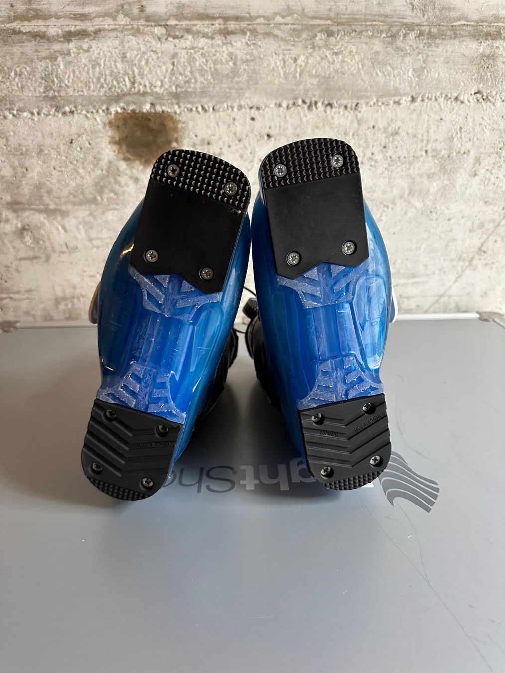 Salomon Schuhe für Jungen: Salomon Kinder Skischuhe 20 / Gr. 31 – Gebraucht aus Emmenbrücke von karkarkar 1