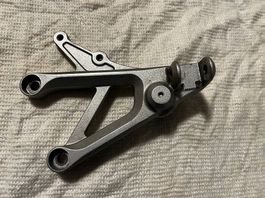 Repose Pied Gauche argenté Honda CBR 600 FS (F4i) '01-'02
