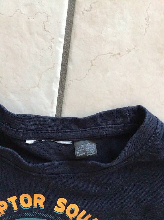 Camicie, T-shirt & Polo: T-Shirt Größe 122/128 – Usato da Zimmerwald venduto da wuff81 1