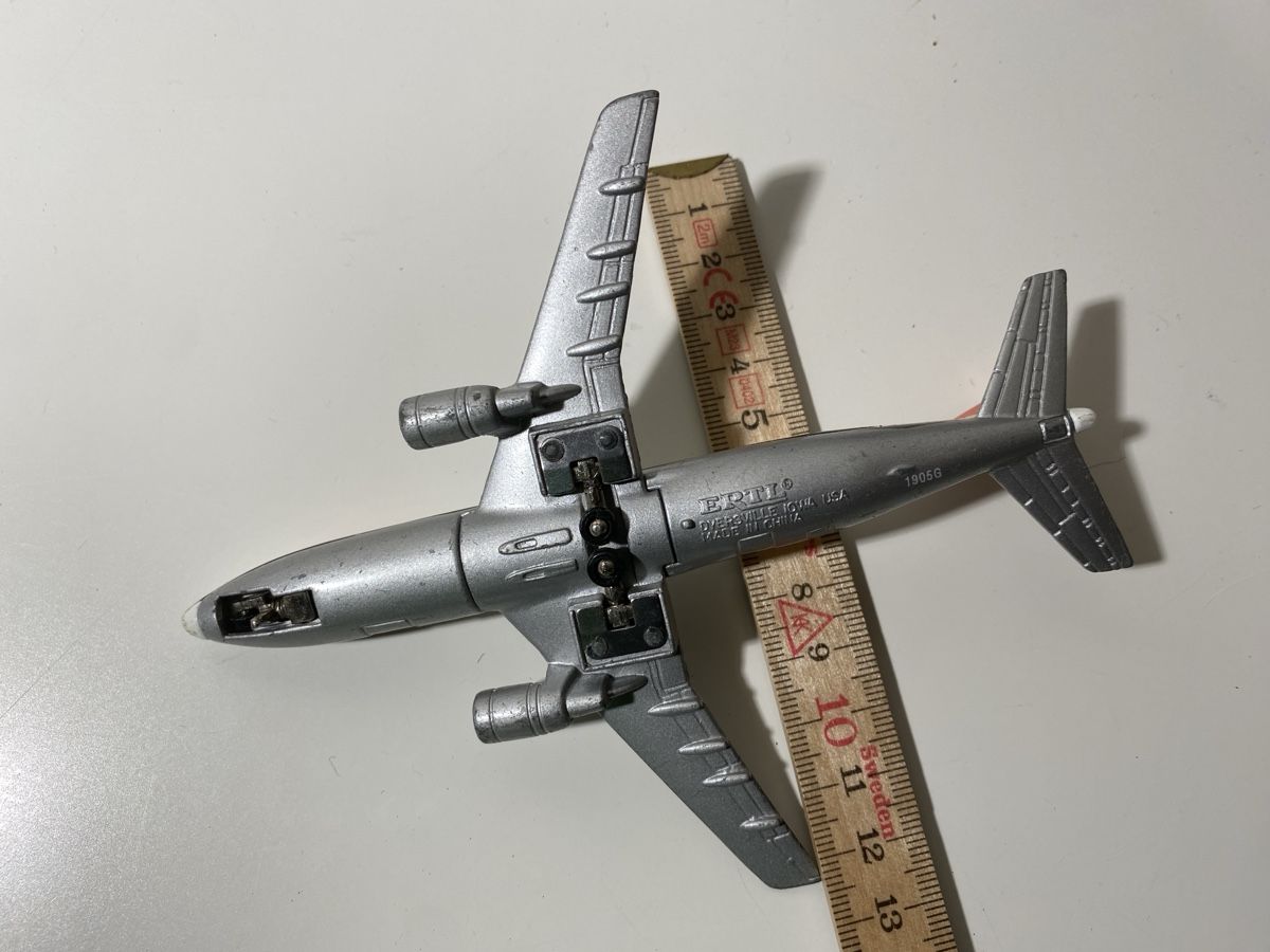 Kit di modellismo & Modellini statici: Swissair CD/ Flugzeug ERTL – Usato da Winterthur venduto da ben_9vxx 4