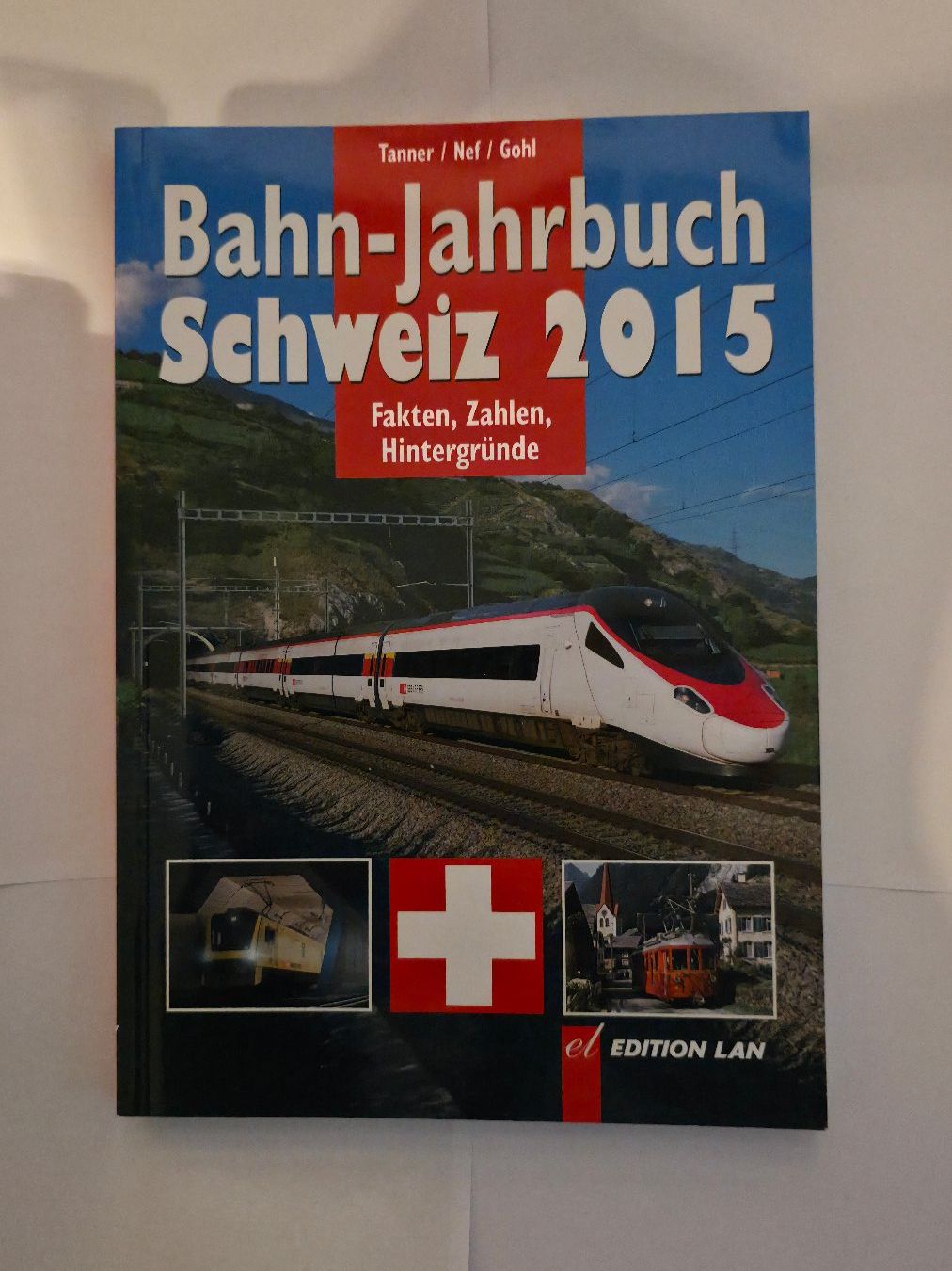 Livres: Bahn-Jahrbuch Schweiz 2015 – D'occasion à Hochdorf par marcosfreizeit