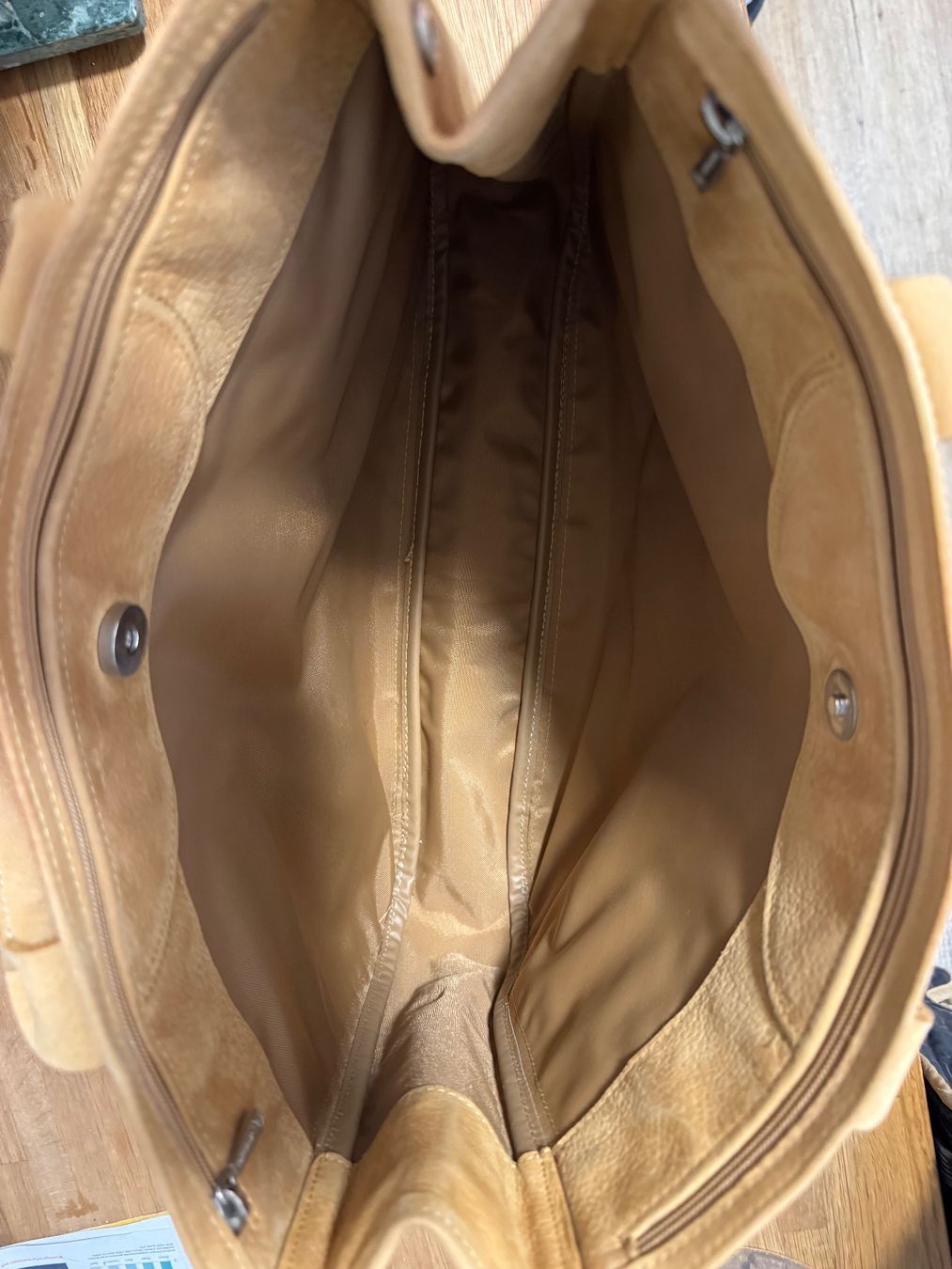 Longchamp Taschen für Damen: Longchamp Ledertasche Hellbraun – Gebraucht aus Rüti ZH von ors_9ggw 9