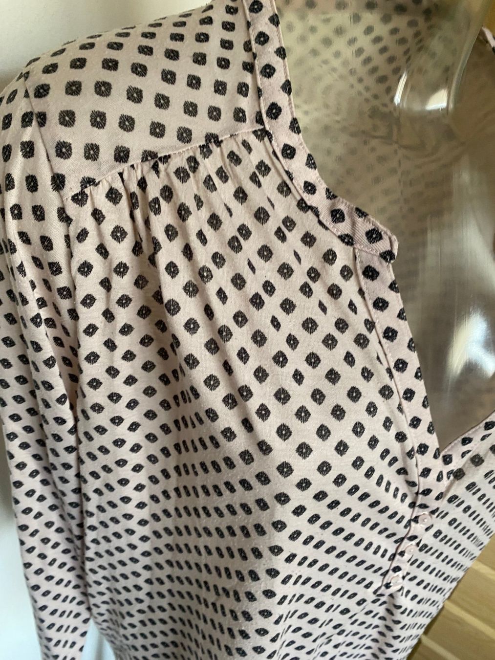 Tuniche: Tunika beige mit braunem Muster – Usato da Allenwinden venduto da Obalu 3