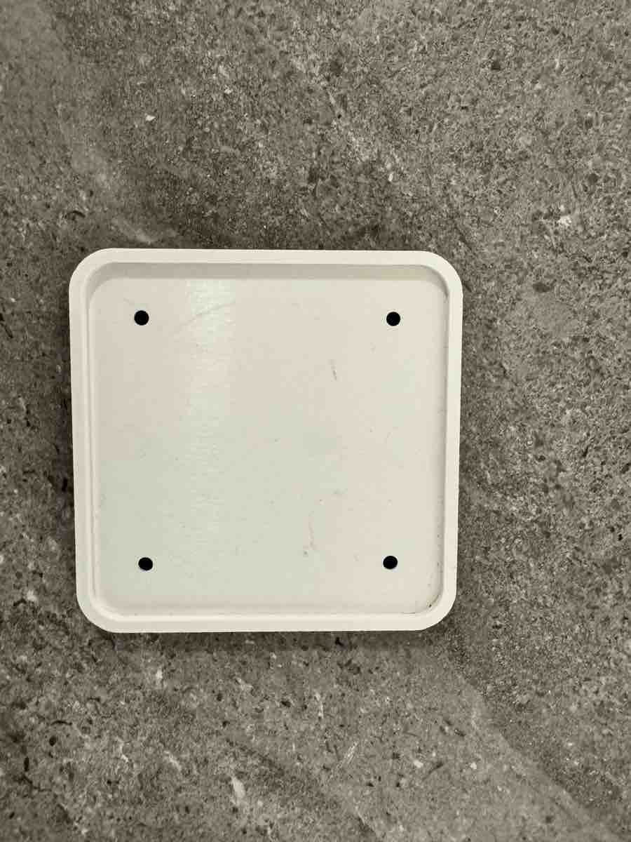 Stecker: Abdeckung für Steckdose weiss – Gebraucht aus Basel von mar_nj7r 1