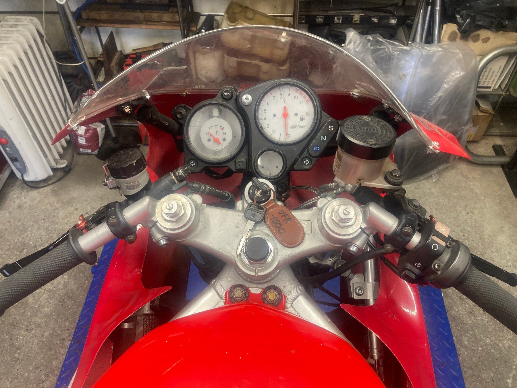 Honda Strada: Honda VTR1000F – Usato da Fully venduto da RC30-1988 6