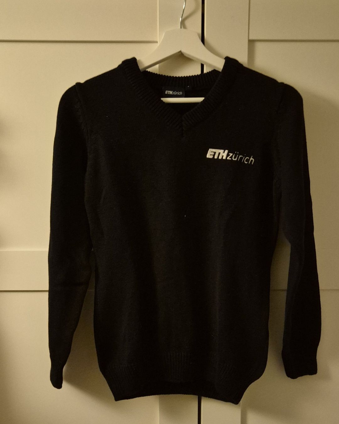 Maglioni & Felpe: ETH Zürich Pullover dunkelblau – Usato da Zürich venduto da c_ysb2