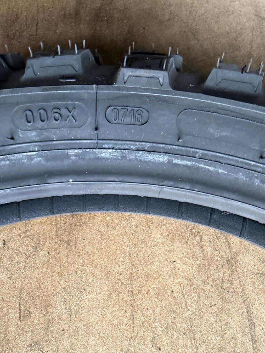 Michelin Pneumatici & Ruote complete: Michelin Anakee Wild 110/80 R19 59R DOT0716 – Nuovo (secondo la descrizione) da Otelfingen venduto da ccracing 2