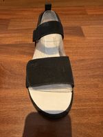 UGG Sandalen Gr. 35