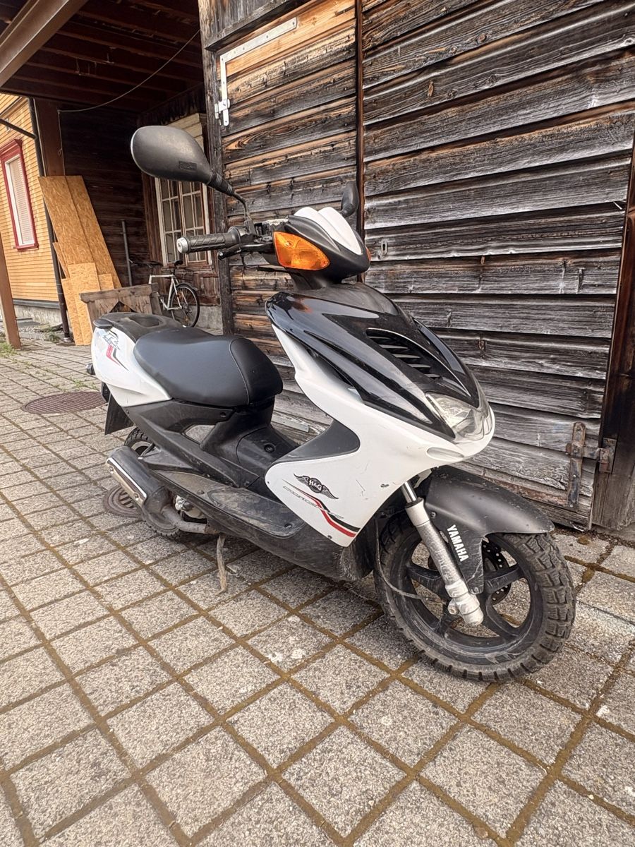 Yamaha Scooter: Yamaha Aerox Yq 50 – Usato da Appenzell venduto da Hansdampf65 4