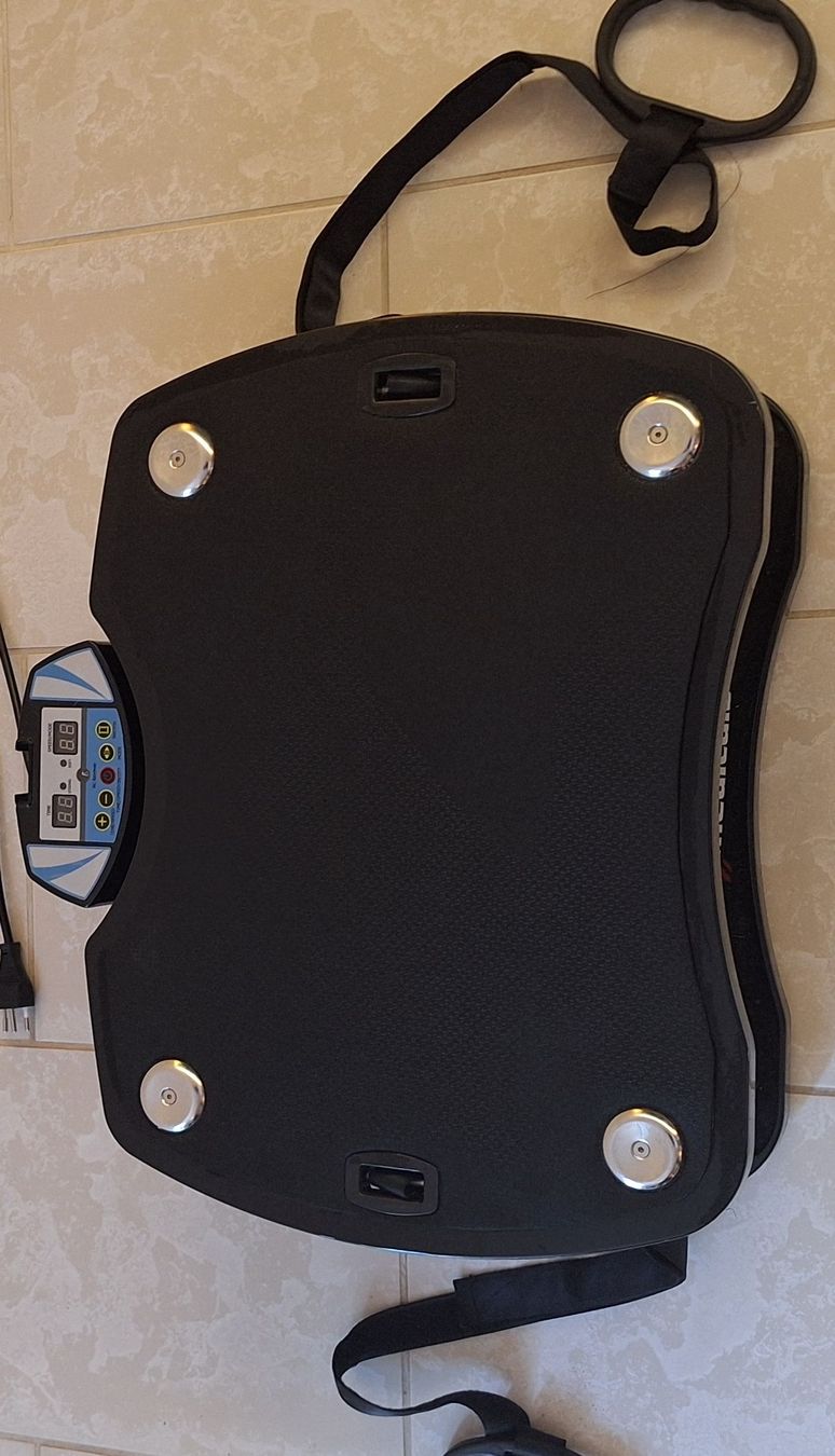 Hometrainer: Newgen Medicals Vibrationsplatte – Usato da Bülach venduto da dan_7scp