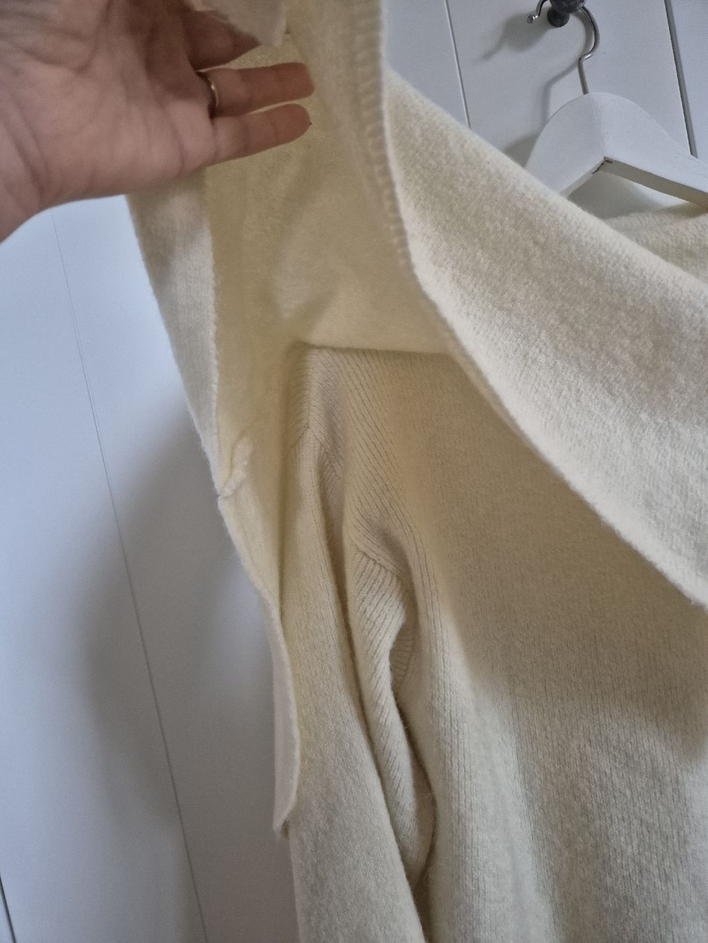 Zara Pullover & Sweatshirts: Dicker Strick Pullover Zara S mit Cape  – Neu (gemäss Beschreibung) aus Schlieren von can_7ln8 2