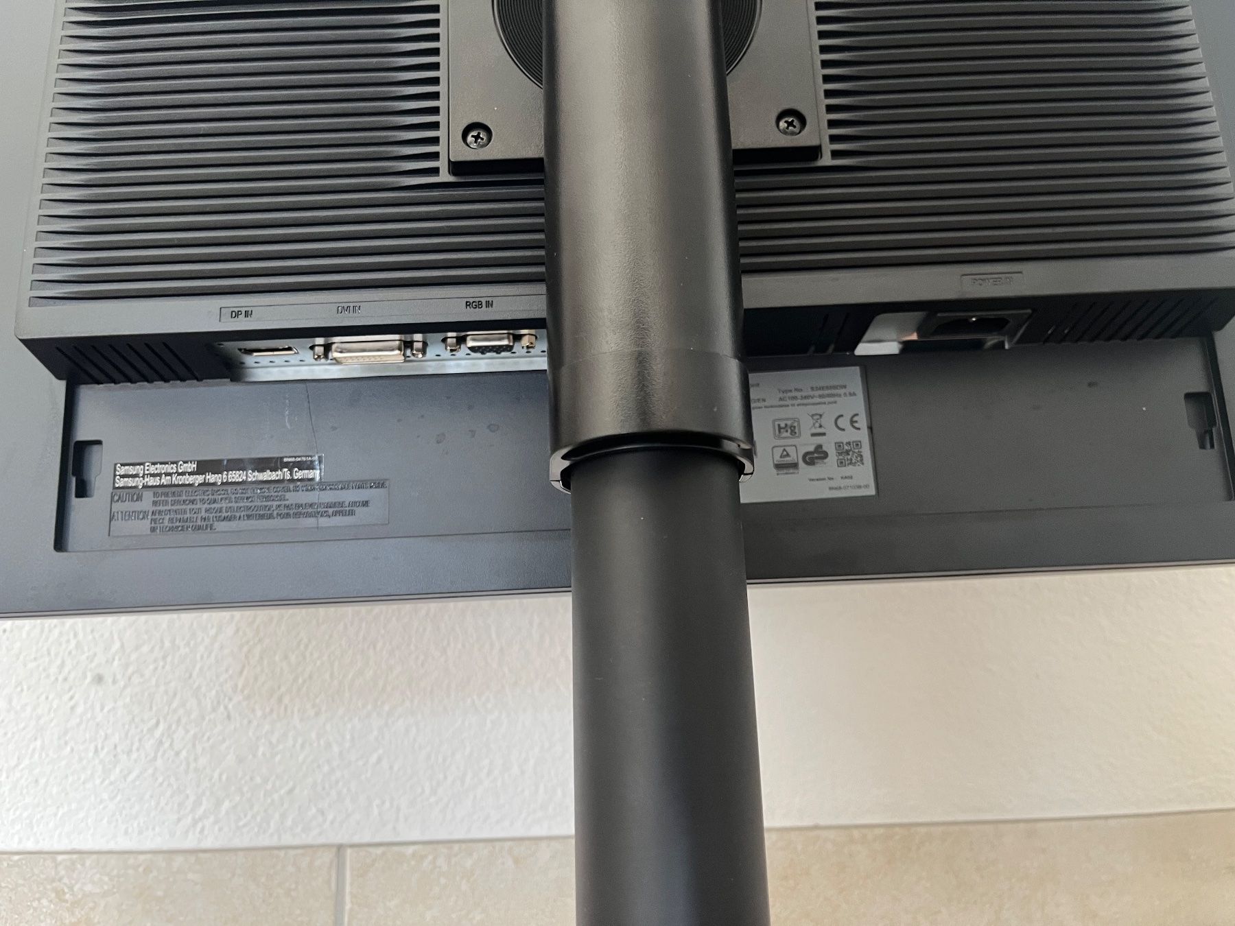 Samsung Ecrans: Monitor Samsung S24E650 – D'occasion à Steffisburg par yan_8jtk 1