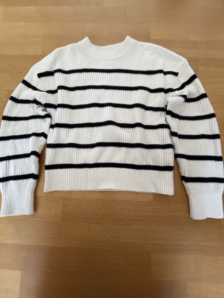 H&M Pullover & Sweatshirts: Damen Pullover gestreift Grösse XS – Gebraucht aus Rüschlikon von Simoneh76
