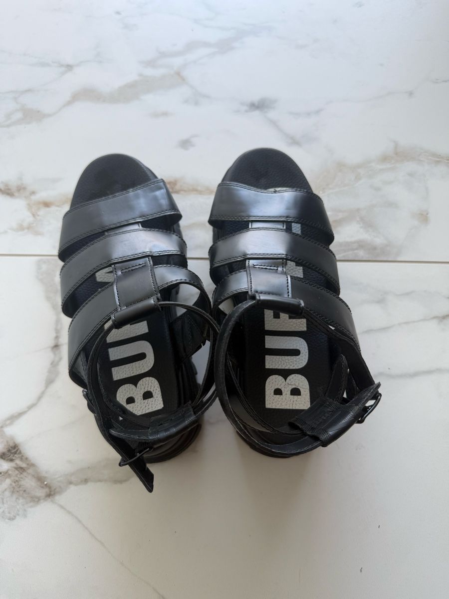 Buffalo Scarpe da donna: Buffalo Aspha GLD Plateau-Sandalen Grösse 37 – Usato da Menziken venduto da ann_77cp 1