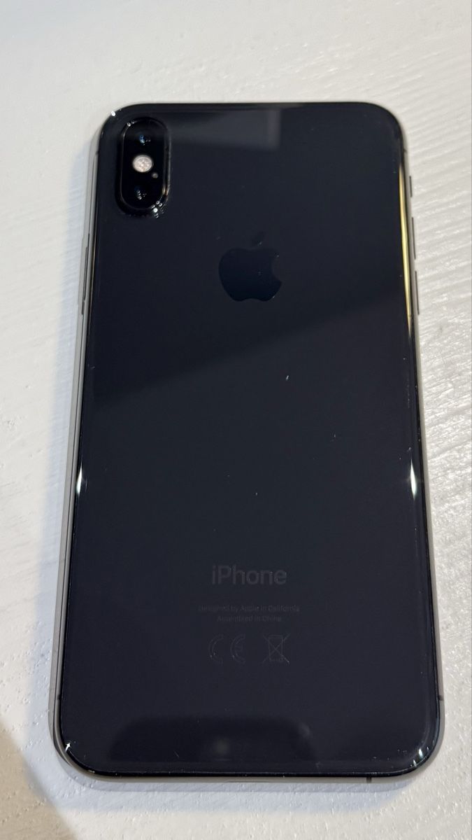 Apple Handys / Smartphones: Apple iPhone XS schwarz – Gebraucht aus Feldmeilen von Avainium 1