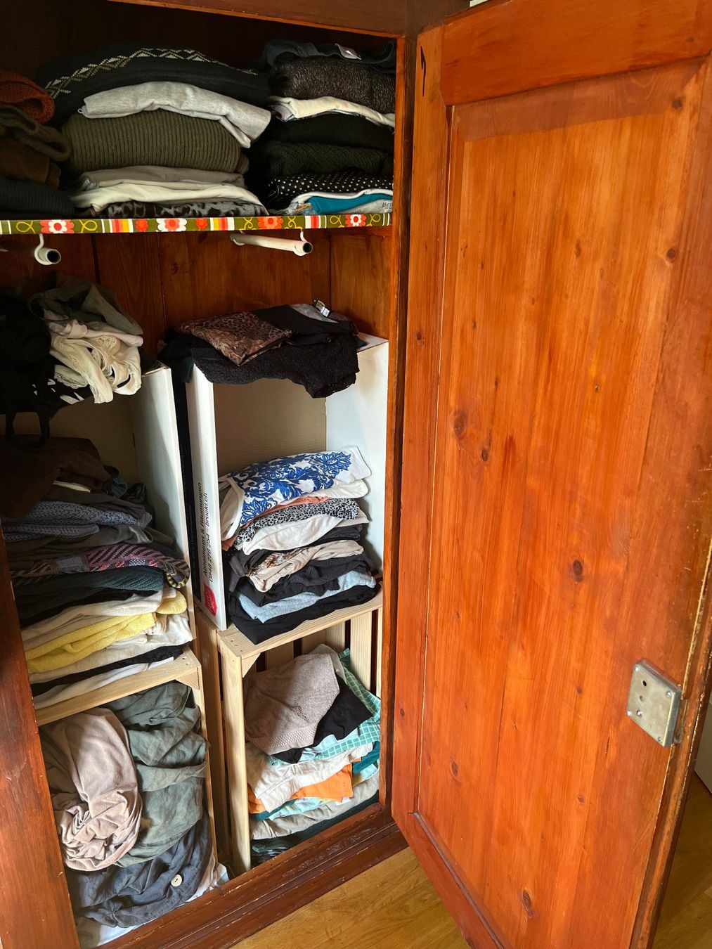 Armadi: Antiker Holzschrank – Usato da Winterthur venduto da n_l_h 5