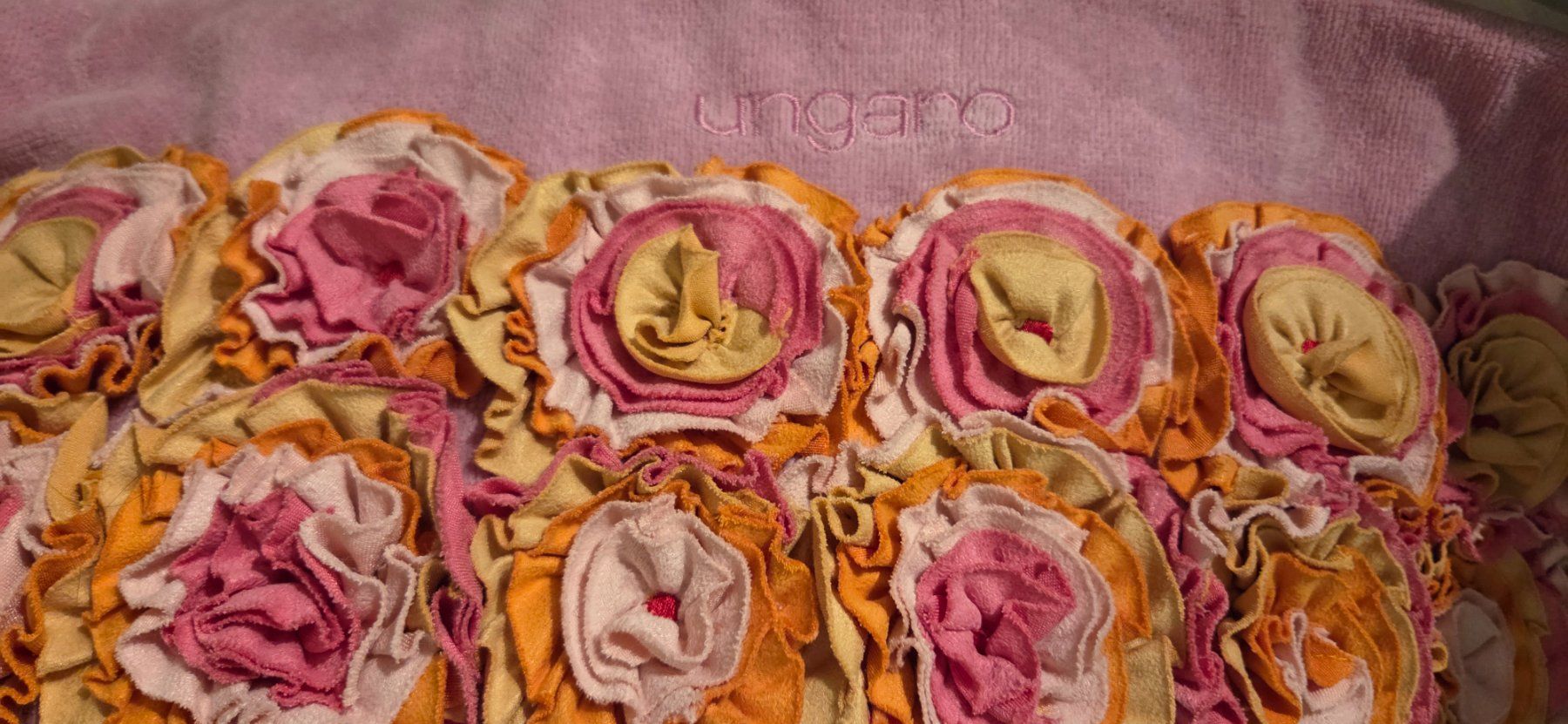 Teli da bagno: 2 Badetücher Emanuel Ungaro Blumen 60x100 – Nuovo e nell'imballaggio originale da Wettswil venduto da doe_x6nz 4