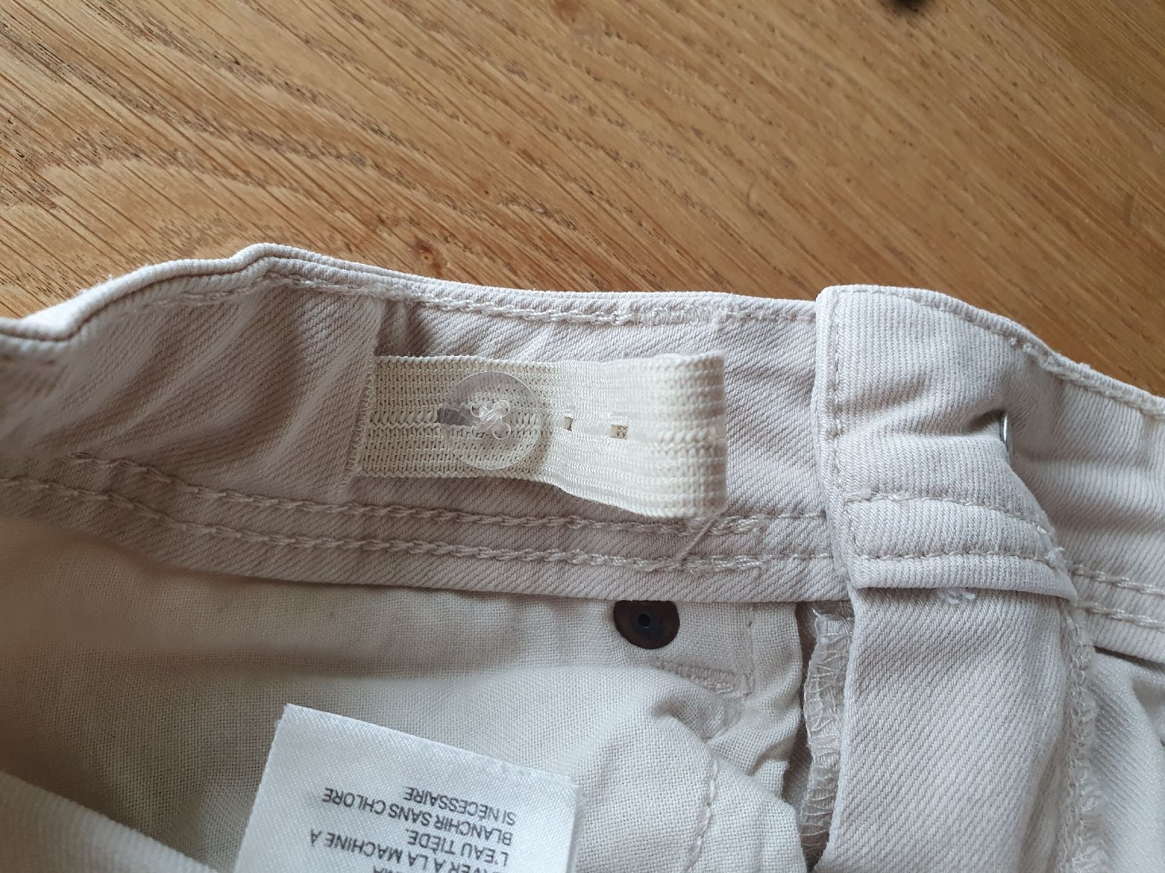 H&M Pantaloni: NEU Hose Gr. 146 – Nuovo (secondo la descrizione) da Villars-sur-Glâne venduto da richardette 2
