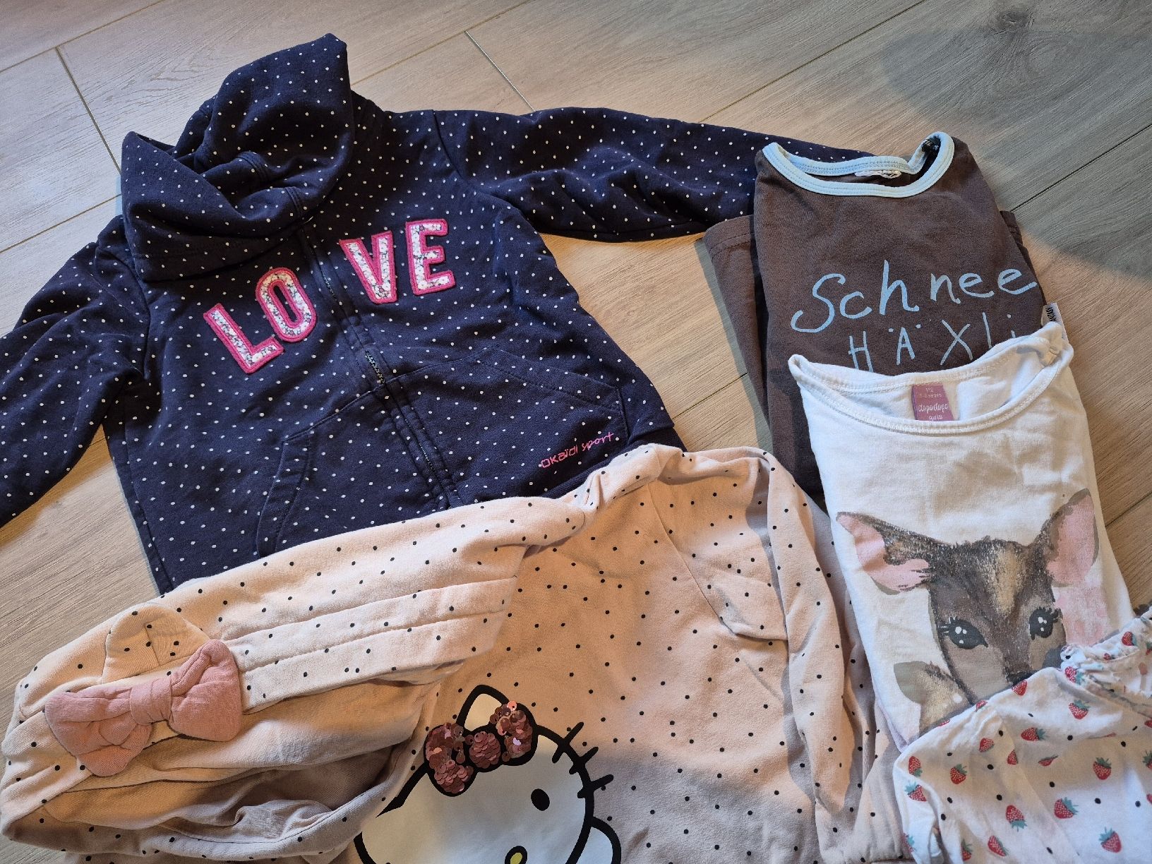 Kleiderpakete & -sets: Tolles Mädchen Kleiderpaket, Grösse 116 – Gebraucht aus Walenstadt von Ani23 2