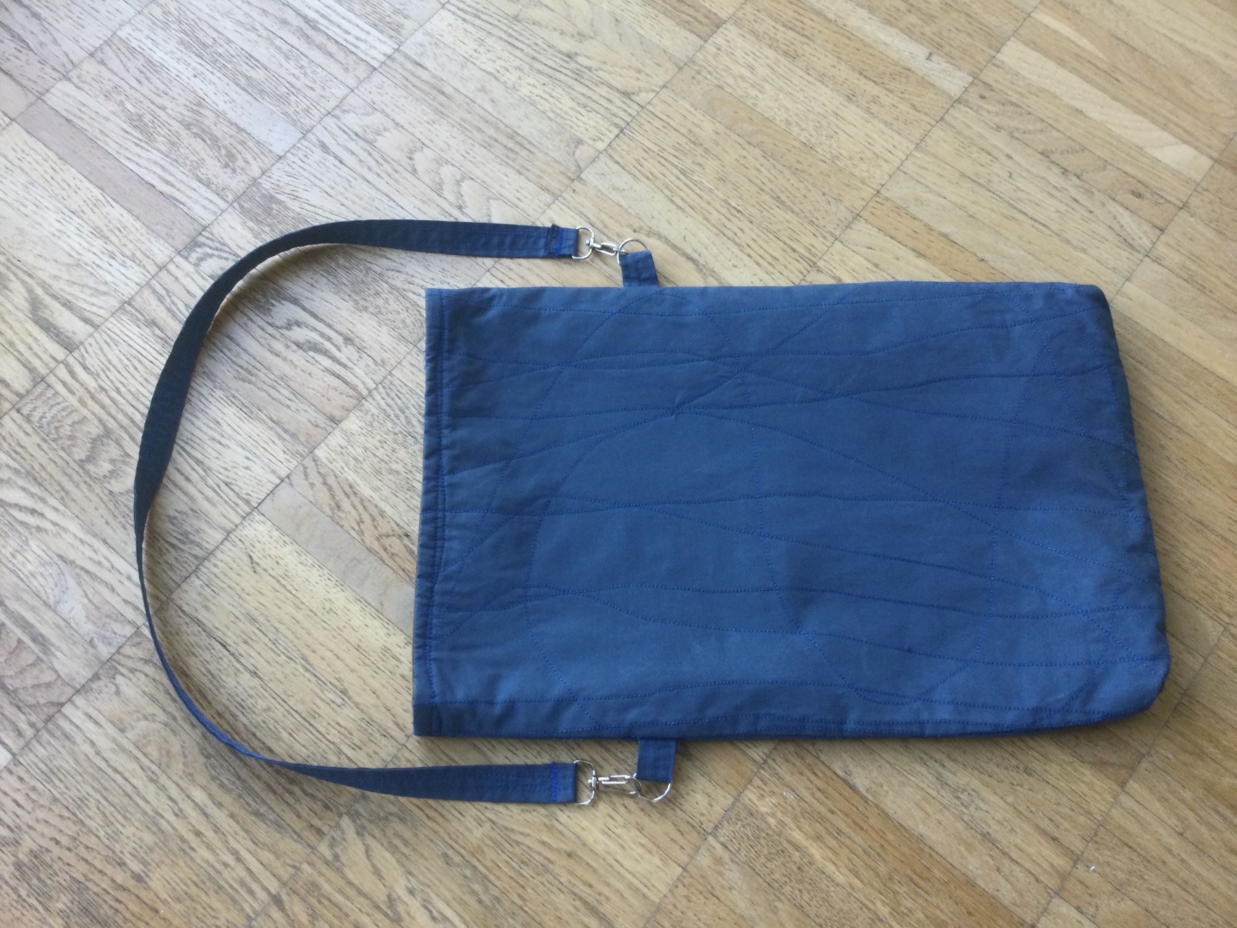Borse: Schultertasche Baum Hand-made – Usato da Zürich venduto da ShadowVorlon 3