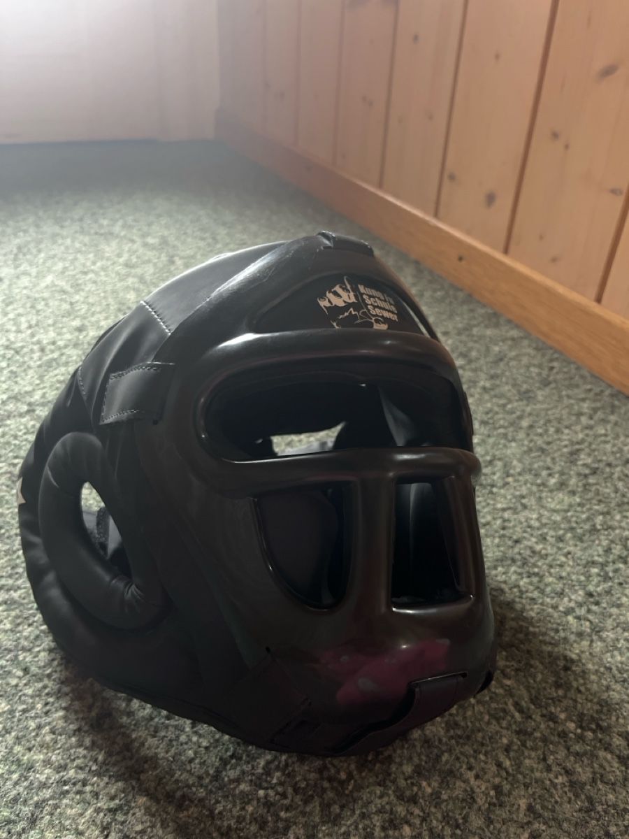 Caschi: Boxing Headguard Kung Fu Schule Sewer Size M black – Nuovo (secondo la descrizione) da Kandersteg venduto da MariolyG