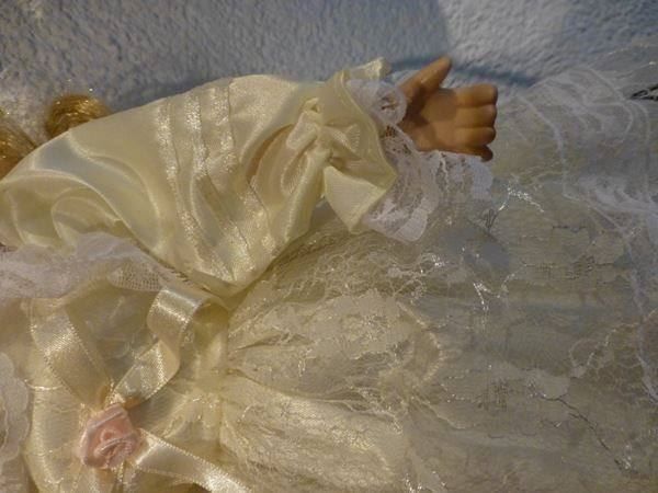 Bambole: Deko-Puppe mit Ständer – Nuovo (secondo la descrizione) da Röthenbach i. E. venduto da Heureka5 2