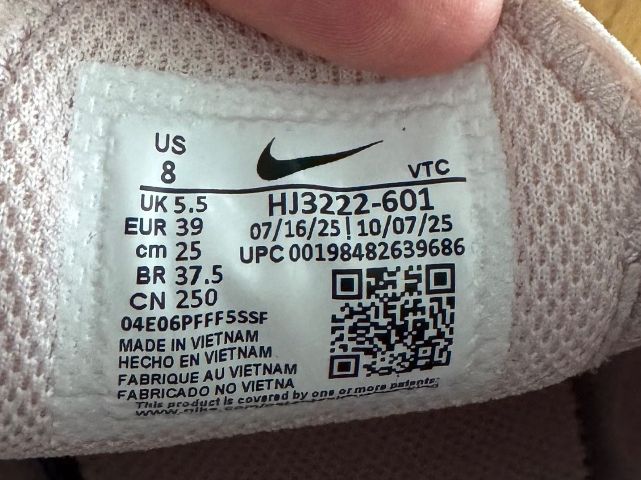 Nike Scarpe da donna: Nike Air Max 270 Damenschuhe neuwertig – Usato da Linden venduto da Ligro7372 5