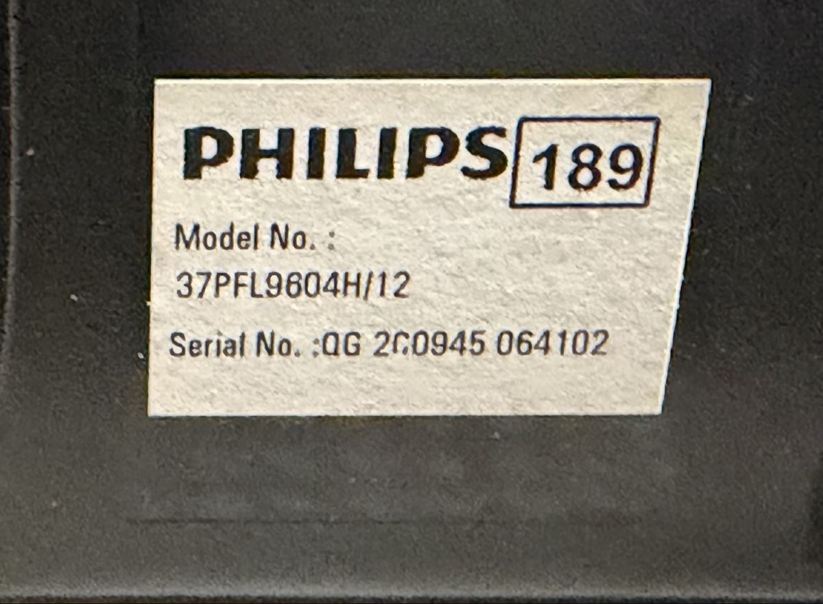 Philips Televisori: 37"Fernseher – Usato da Arch venduto da Carrera2015 1