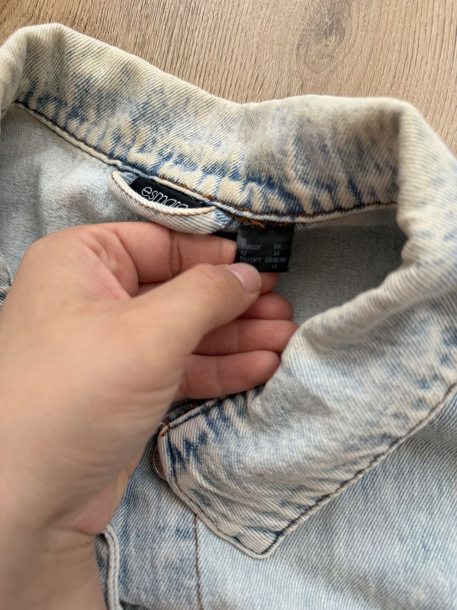 Vestes: Jeansjacke Esmara hellblau Grösse 42 – D'occasion à Füllinsdorf par _niki_ 1