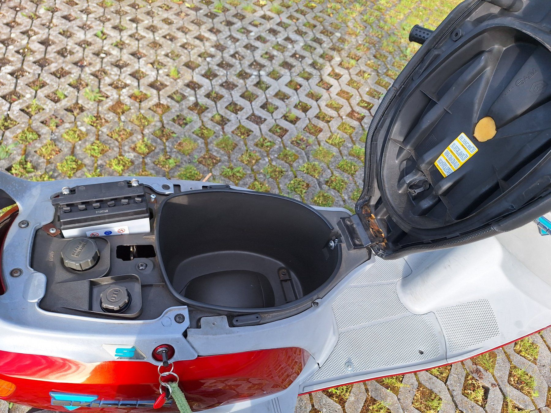 Piaggio Scooters: Piaggio Skipper – Gebraucht aus Utzenstorf von  5