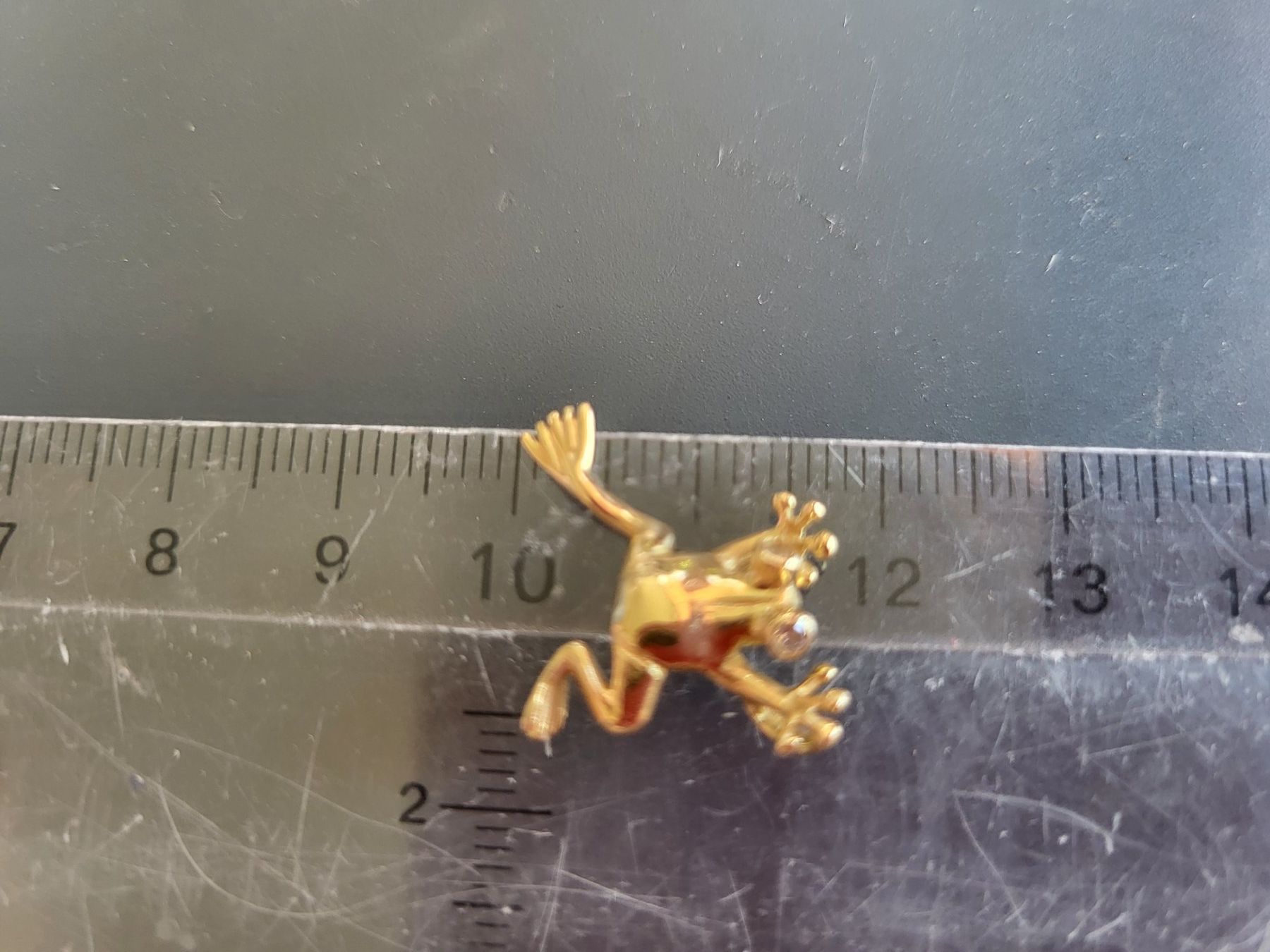 Pendentifs: Goldanhänger mit Greifenseefrosch – Neuf (Voir description) à Gutenswil par ghekko88 2