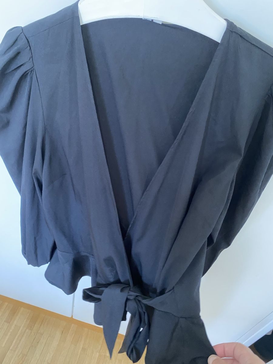 Lotti di vestiti: 6 pièces taille S – Usato da Brügg BE venduto da nou_8ht9 5
