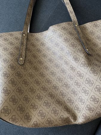 Handtasche Guess Shopper braun mit Muster guter Zustand