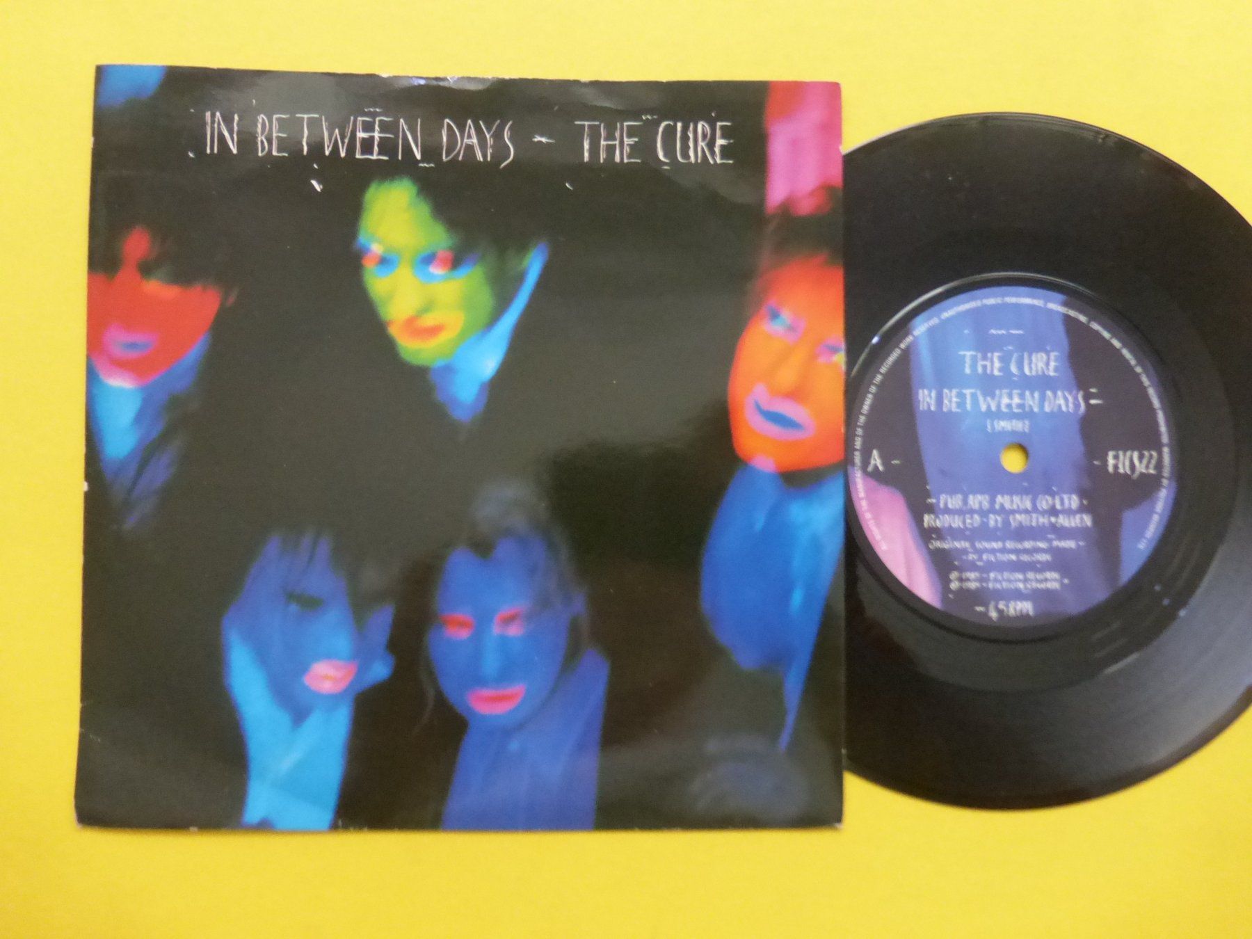 Vinyles: The Cure – In Between Days – D'occasion à Zürich par Swiss57