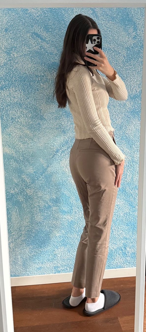 Bershka Maglioni & Felpe: Beige Bershka Rollkragenpullover – Usato da Altendorf venduto da am9j_nt 1