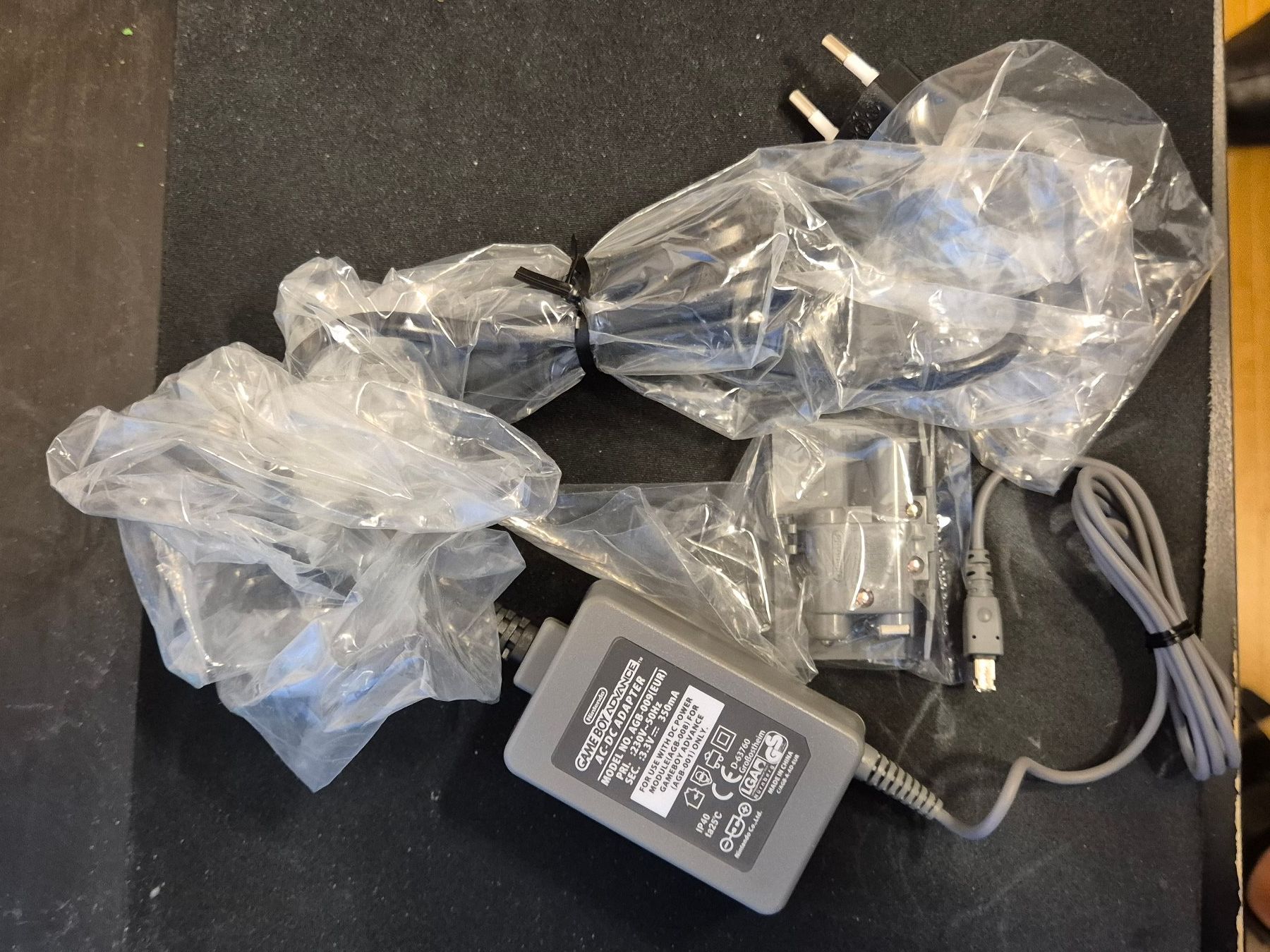 Nintendo Unità & Adattatore: Game Boy Advance AC-DC adapter set – Nuovo (secondo la descrizione) da Kerzers venduto da Rtvjohner 1