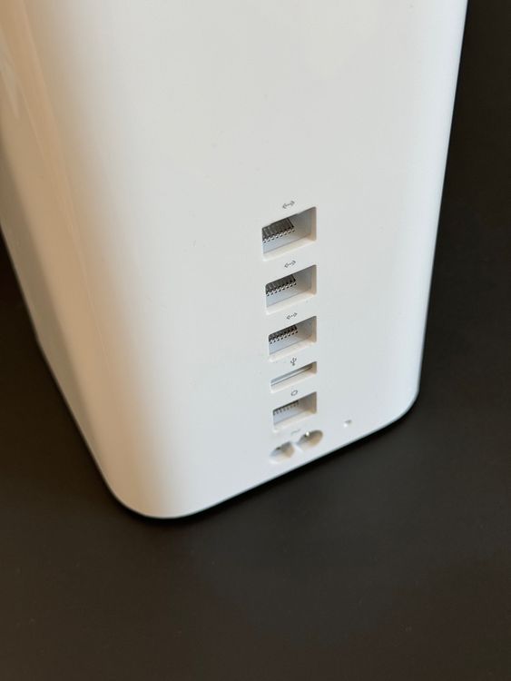 Apple Wi-Fi Airport Extreme Base Station ab CHF 1.– | Comprare su Ricardo