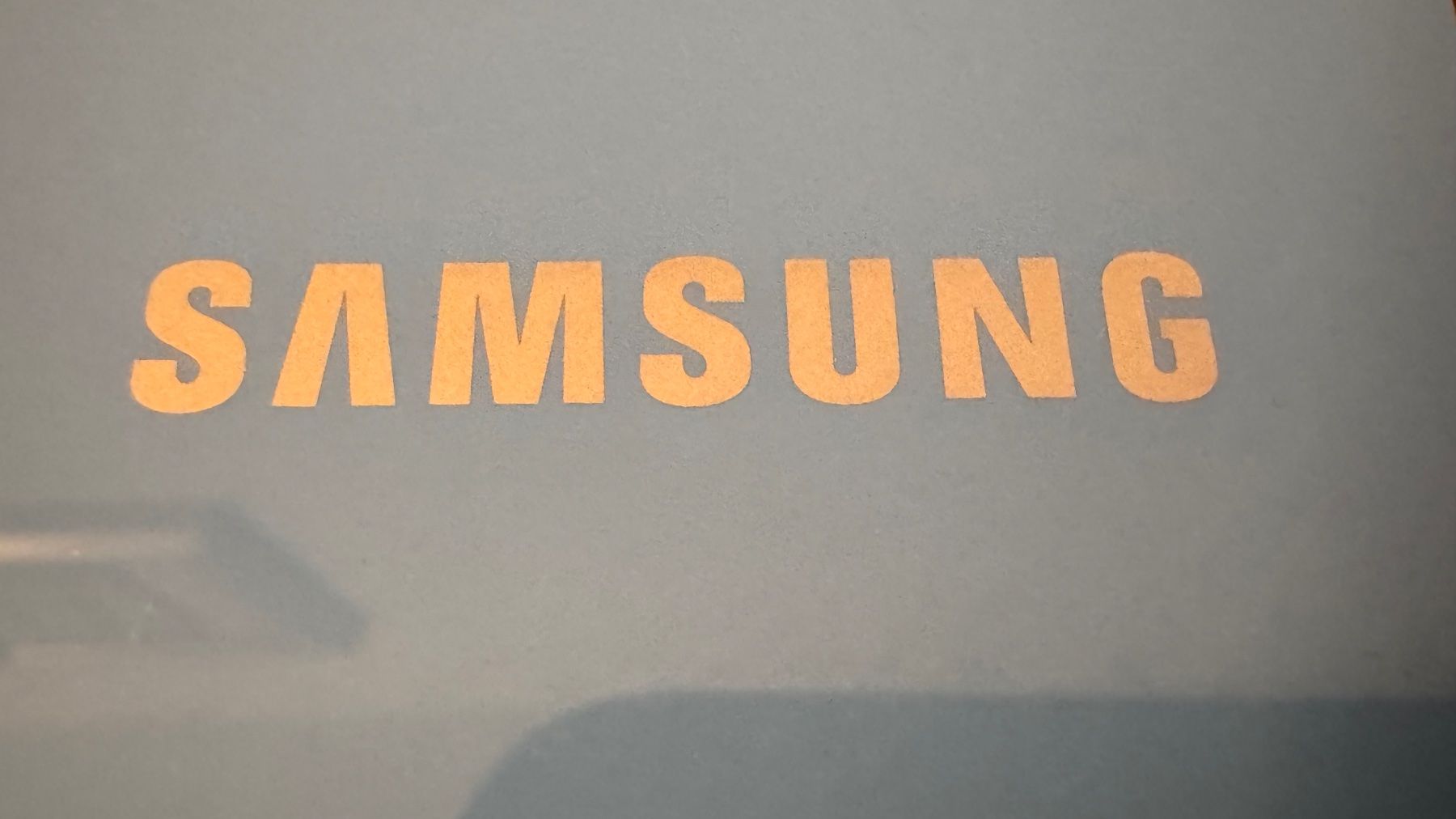 Samsung Lettore multimediale & Streamer: Samsung Portable DVD Writer Model SE-208 – Usato da Luzern venduto da serchon 5