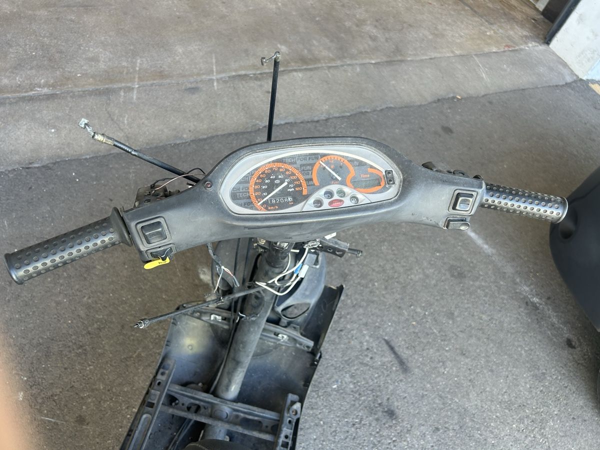 Piaggio Scooter: Piaggio Typoon 50 – Difettoso da Wallisellen venduto da DCNS 3
