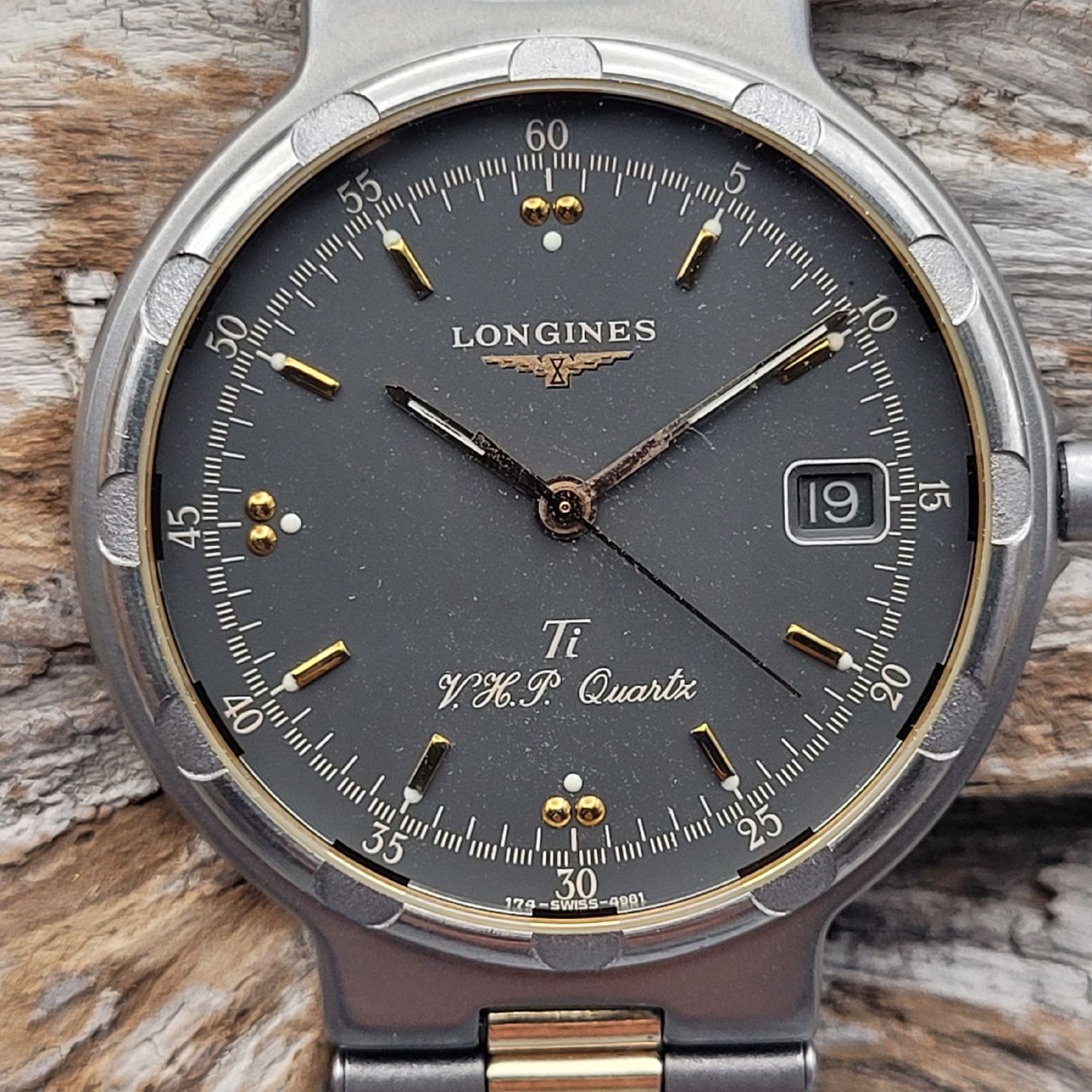 Longines Montres: LONGINES CONQUEST V.H.P TI TITANIUM & LONGINES QUARTZ DEFEKT – Défectueux à Bern par SeikoVintage 1