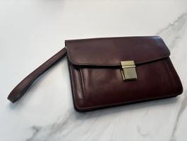 Vintage Clutch mit Kordelriemen, Bordeaux-Leder