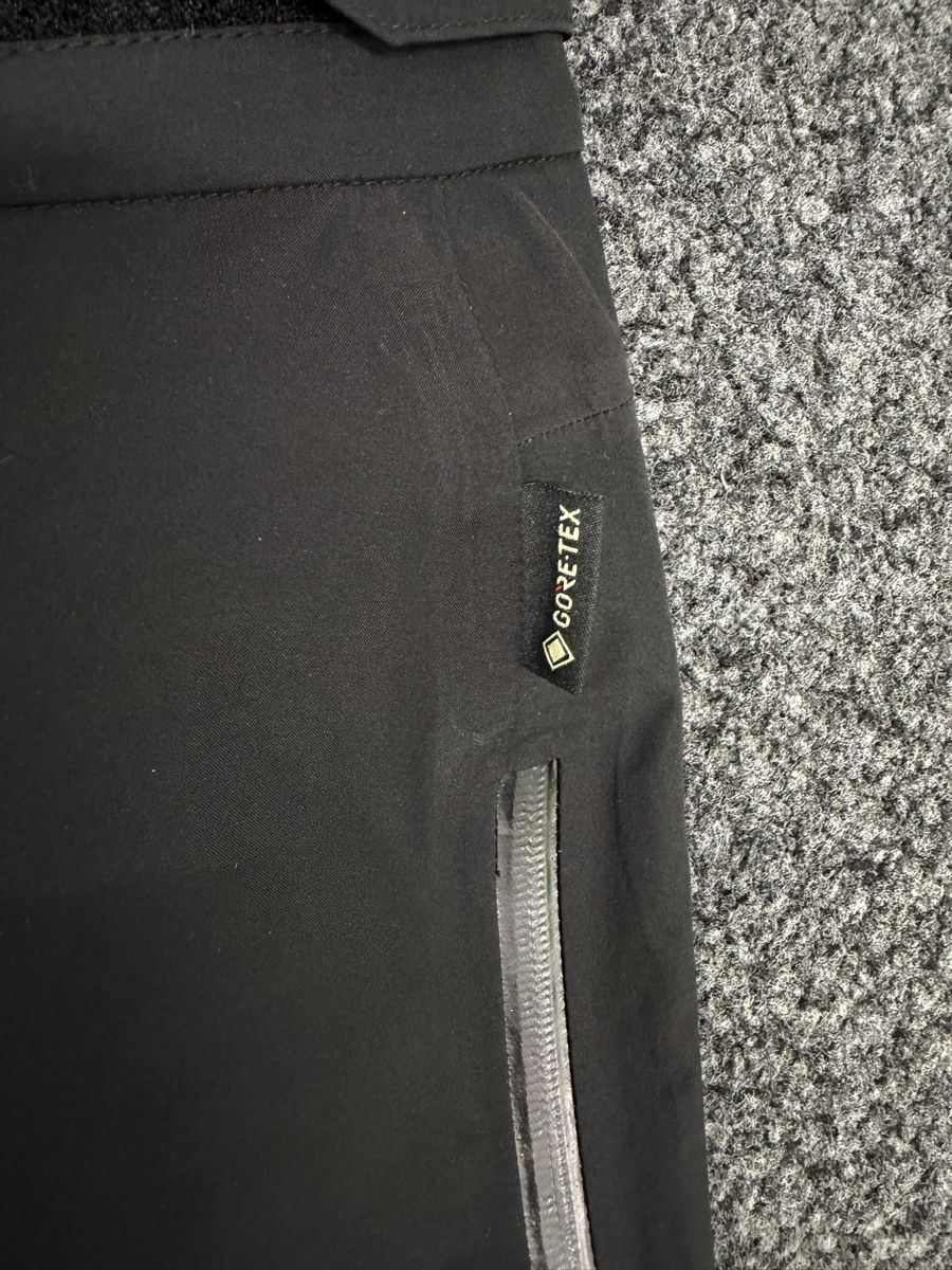 Pantalons: Frauen Trekkinghose Gr.M – Neuf (Voir description) à Arosa par hel_7v5h 4