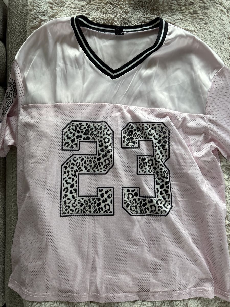 Lotti & Set di vestiti: Kleiderpacket 3 T-Shirts – Usato da Freienbach venduto da dan_9rjy 1