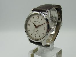 Louis Erard, Handaufzug mit kleiner Sekunde & Sichtglasboden