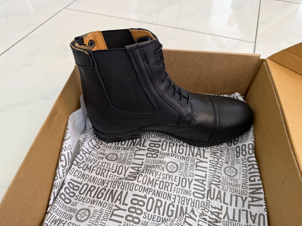 Damenschuhe: Reitschuhe  – Neu und originalverpackt aus Lauwil von Picolla1 4