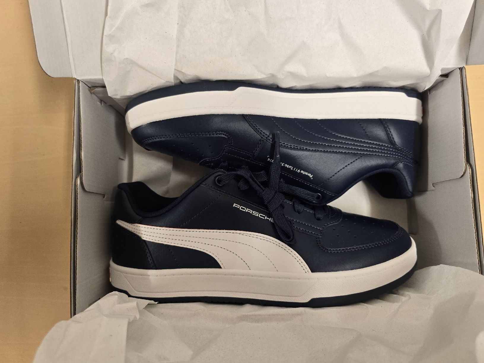 Herrenschuhe: Porsche Sneaker blau grösse 42.5 – Neu und originalverpackt aus Tuggen von Zweitechanceboutique