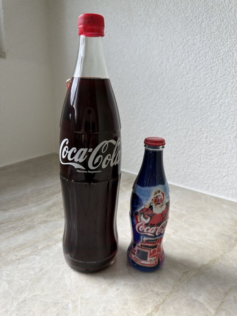 Coca-Cola Toutes les décorations: Coca-Cola Flaschen – D'occasion à Bertschikon par xty_yf6h
