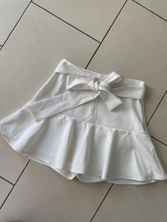 Zara Hosenrock Weiss Gr. XS/S