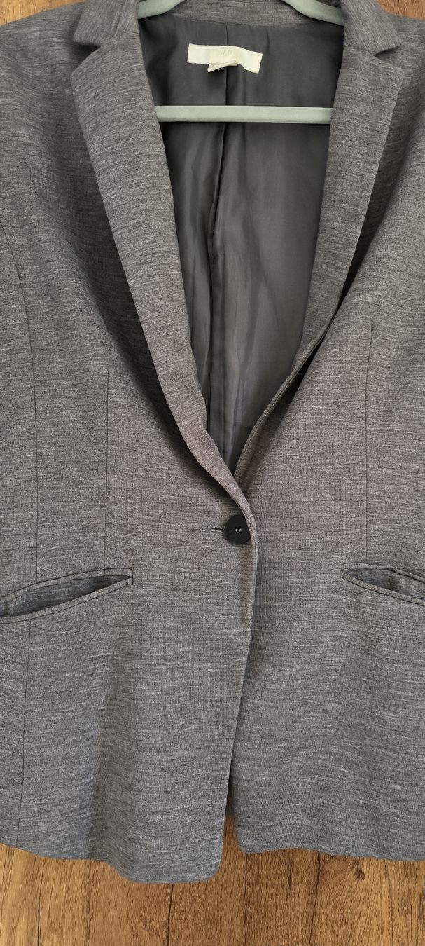 H&M Vestes: Graues Blazer – D'occasion à Bern par mar_xn6k 2